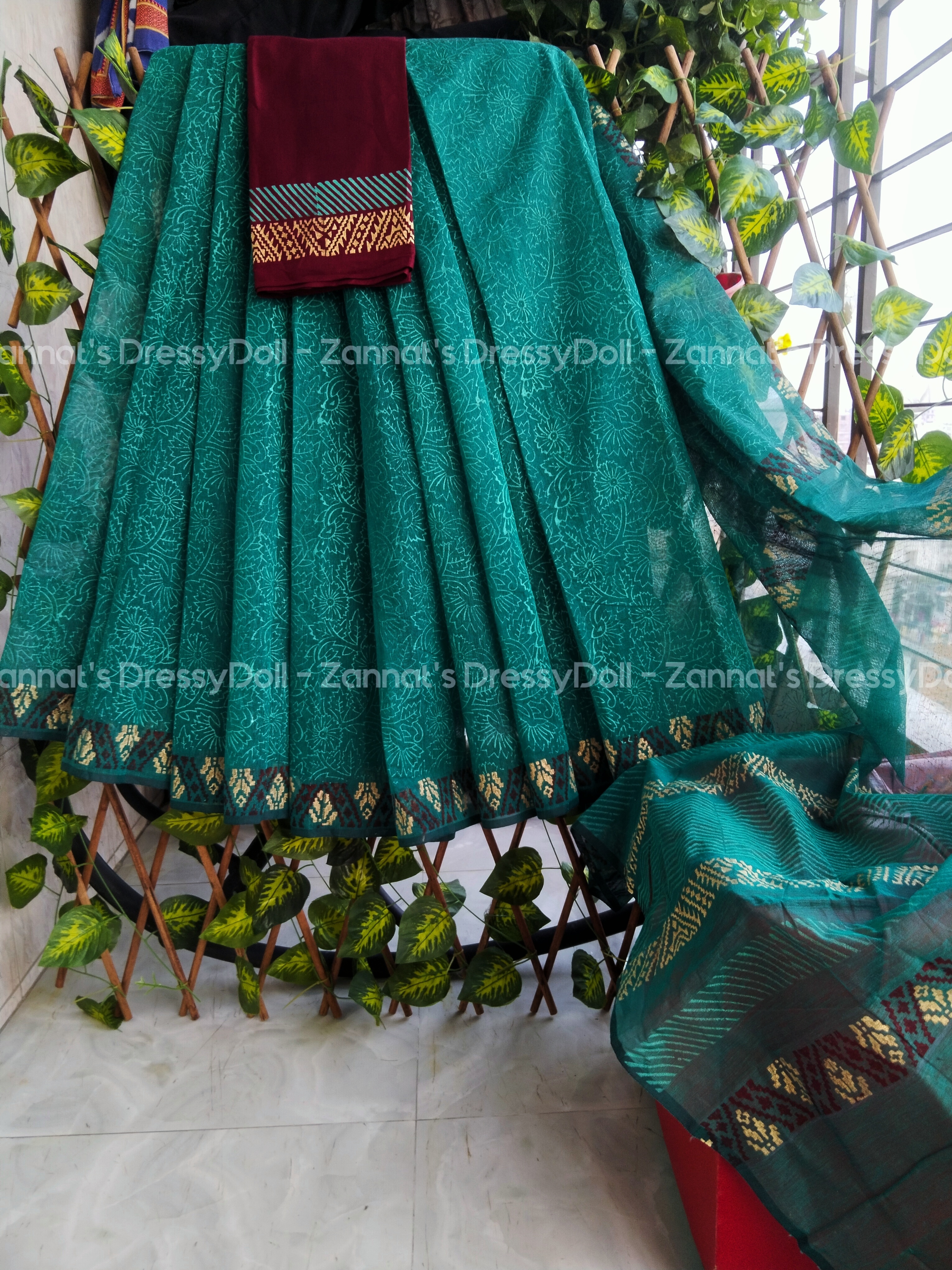 হাফসিল্ক শাড়ি