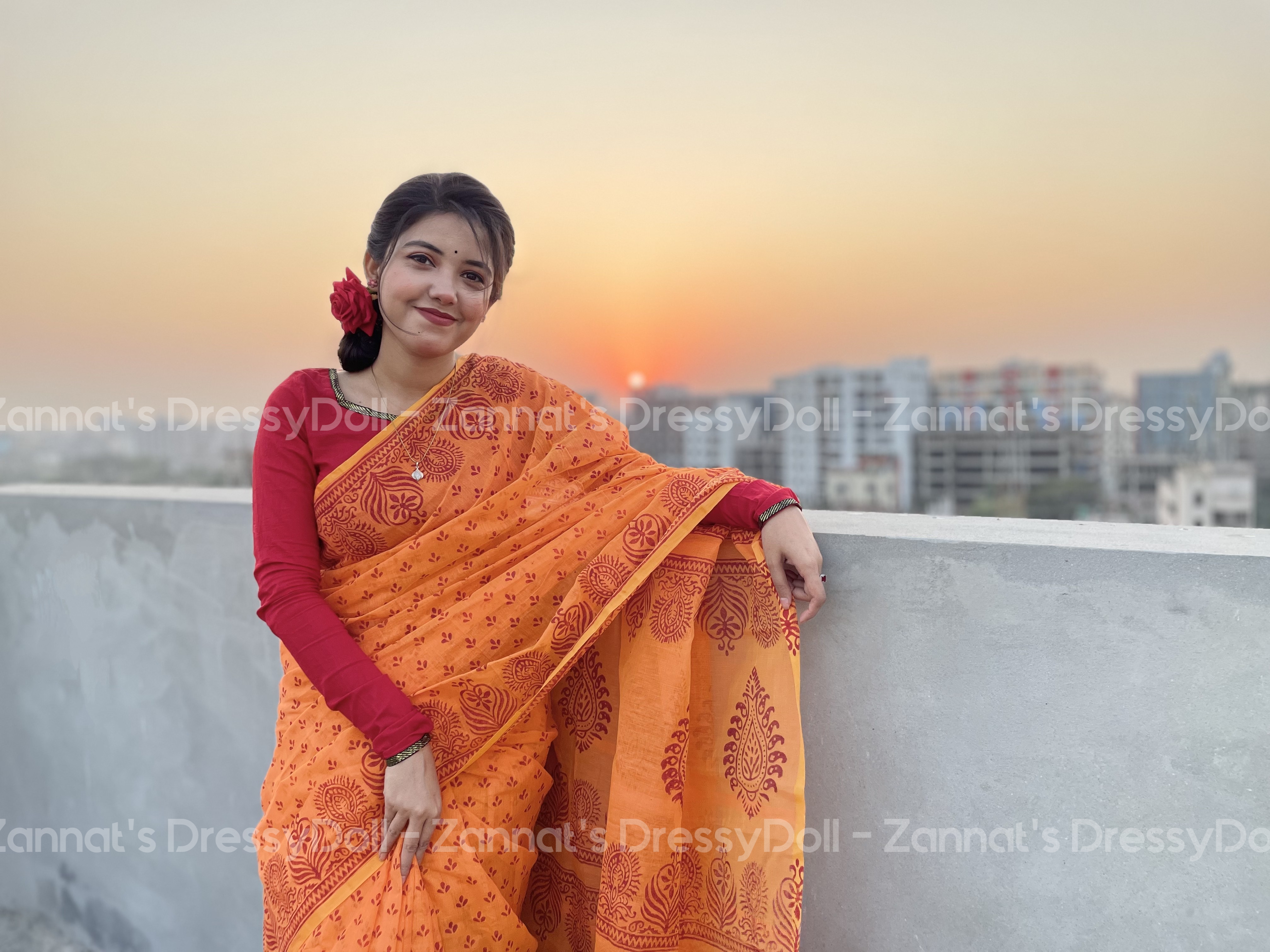 হাফসিল্ক শাড়ি