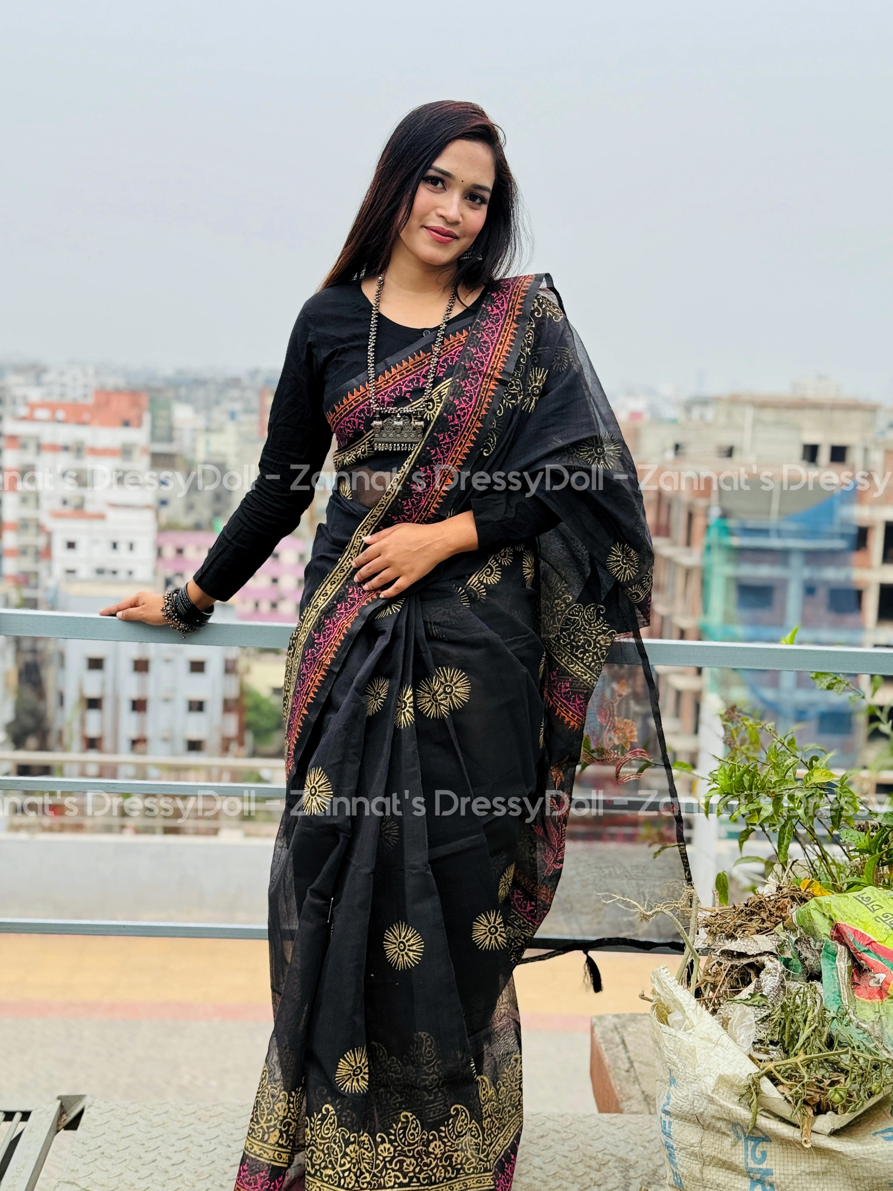 হাফসিল্ক শাড়ি