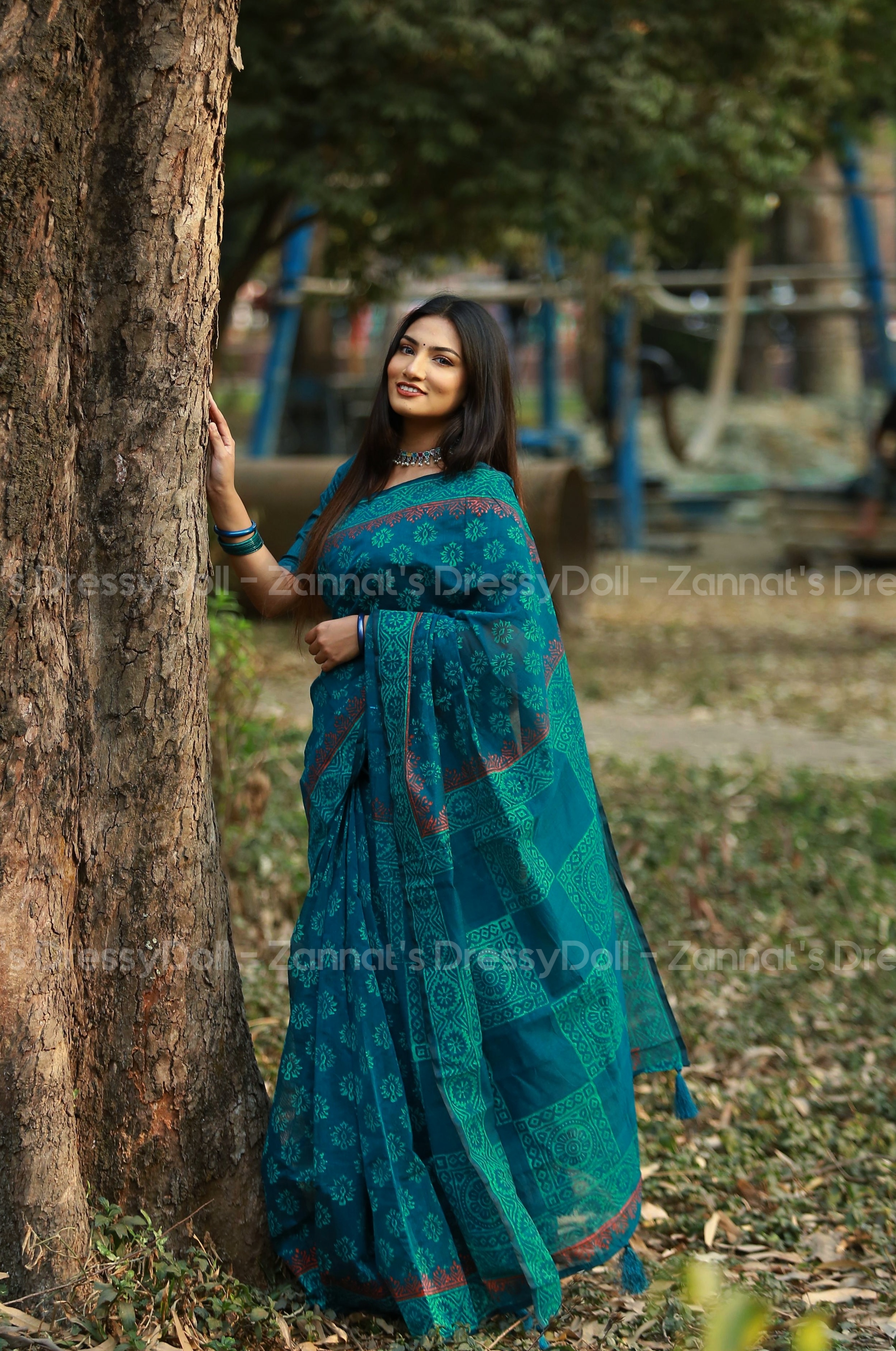 হাফসিল্ক শাড়ি