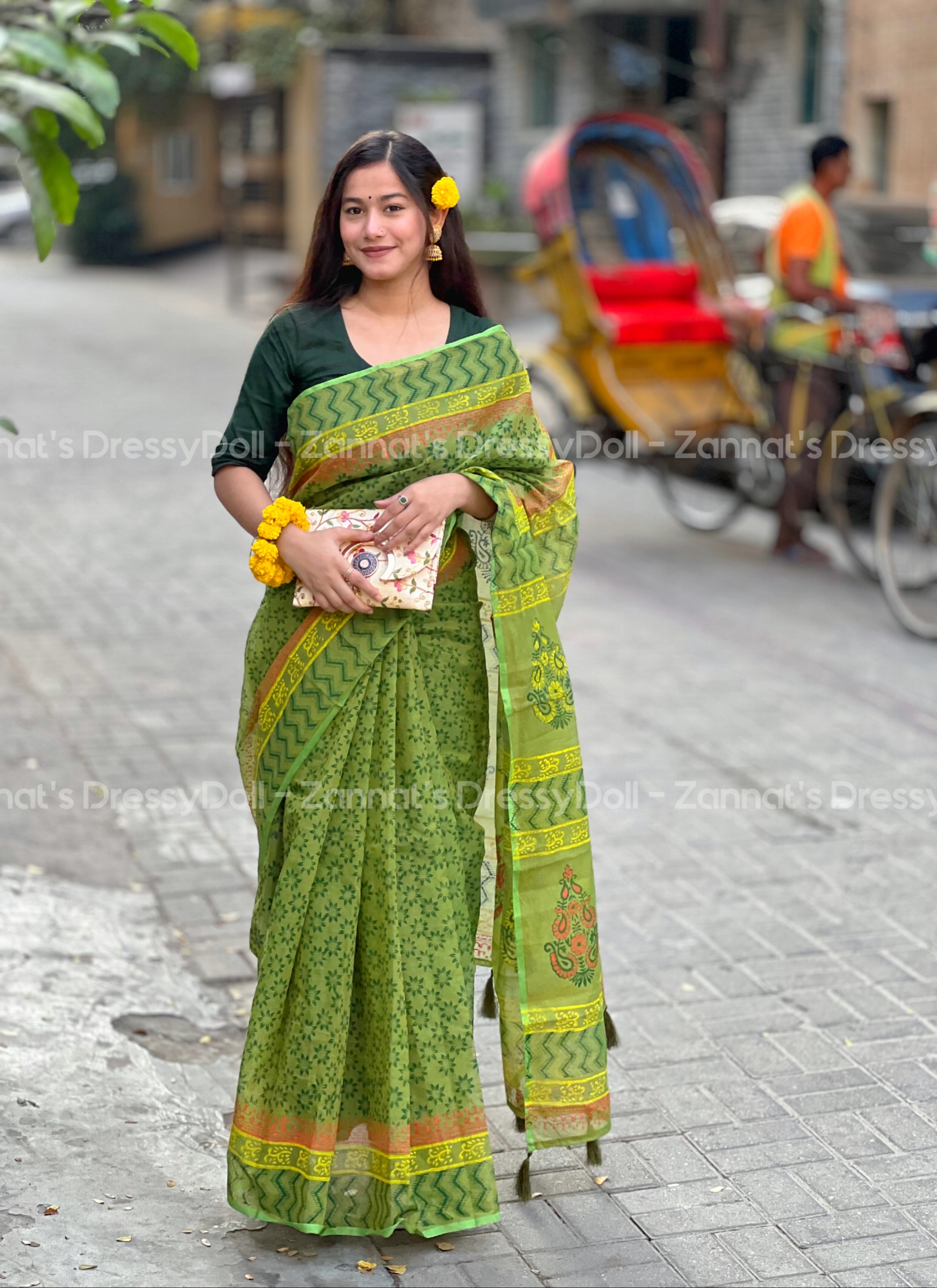 হাফসিল্ক শাড়ি