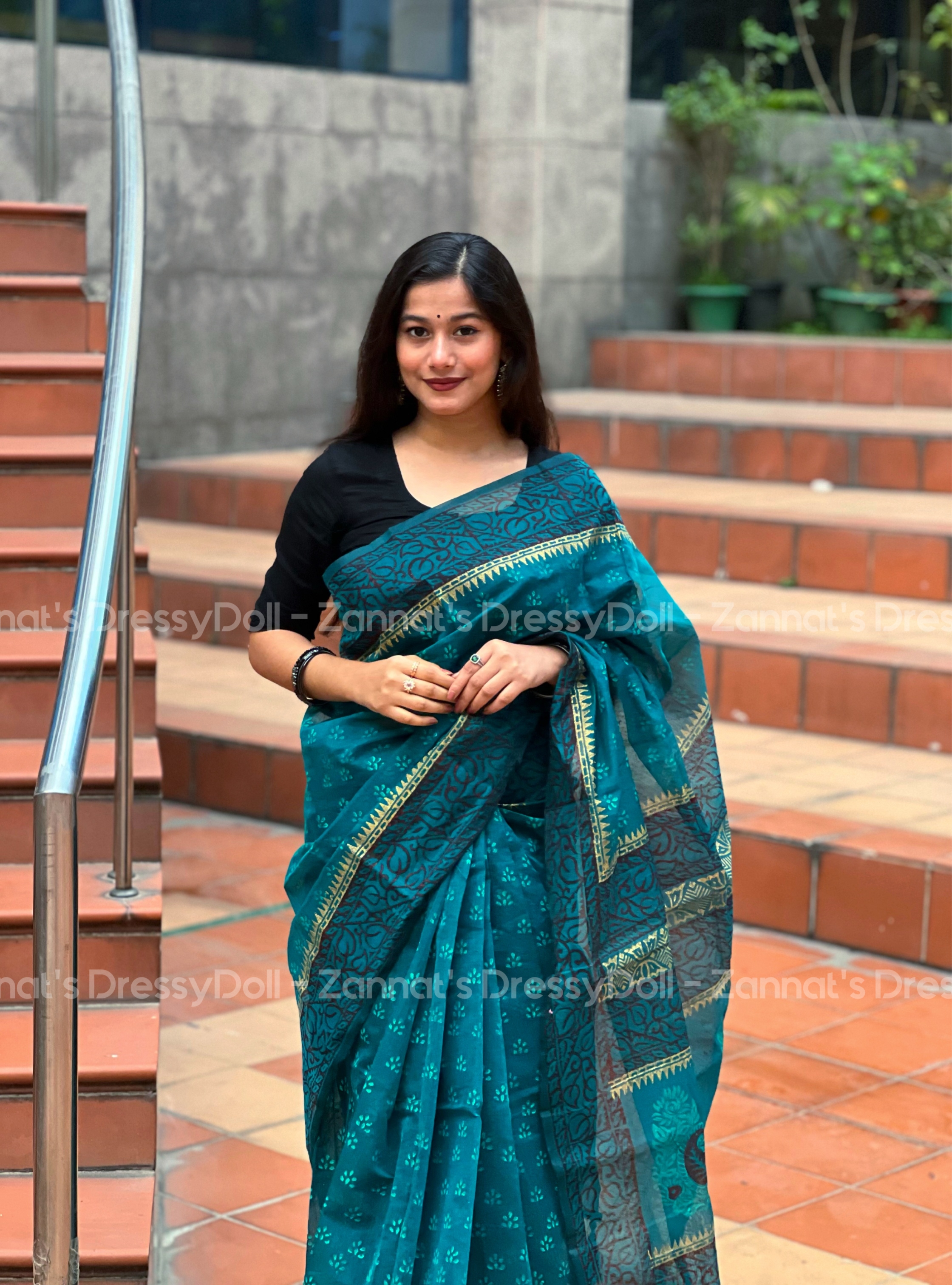 হাফসিল্ক শাড়ি