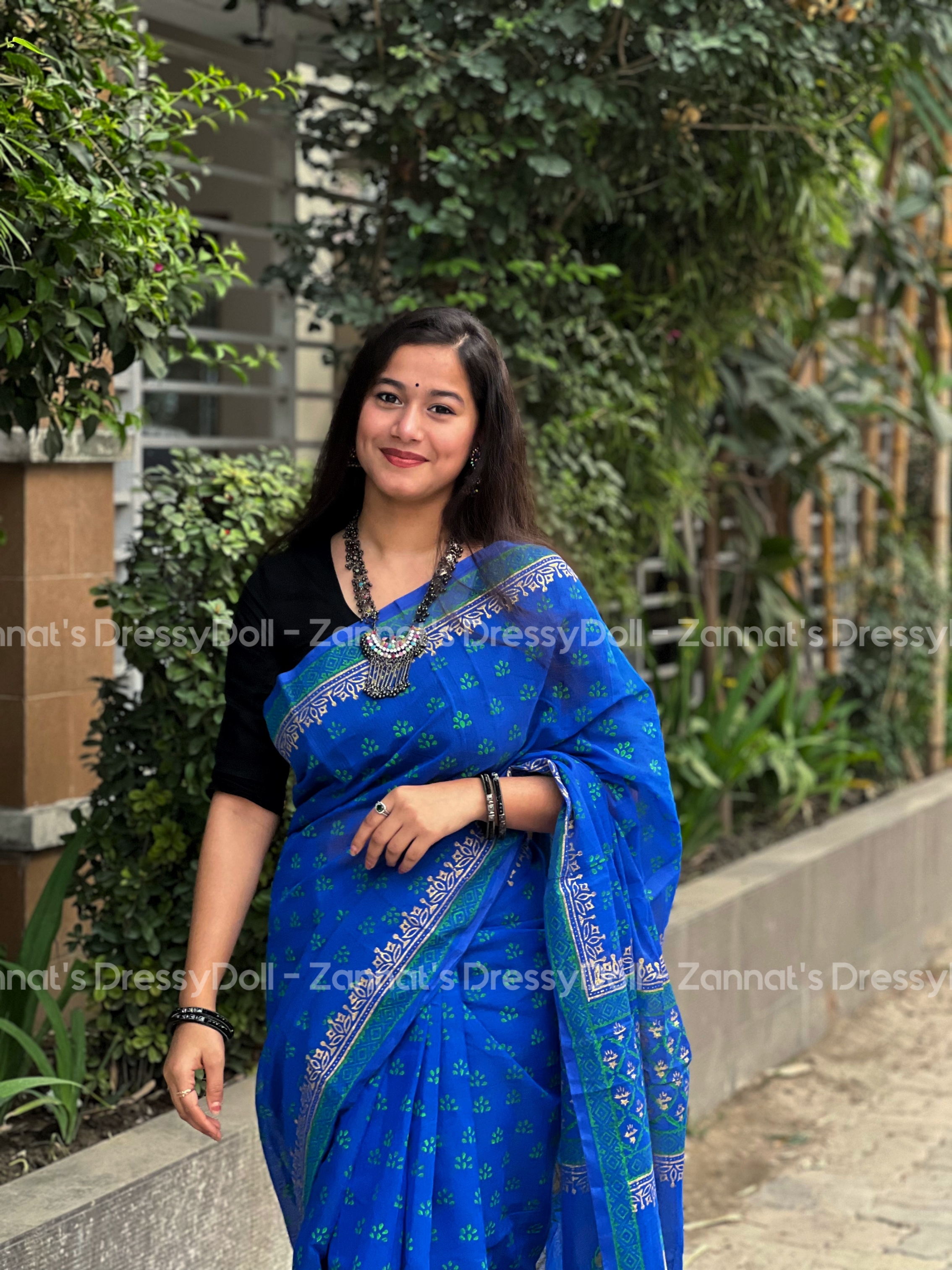হাফসিল্ক শাড়ি