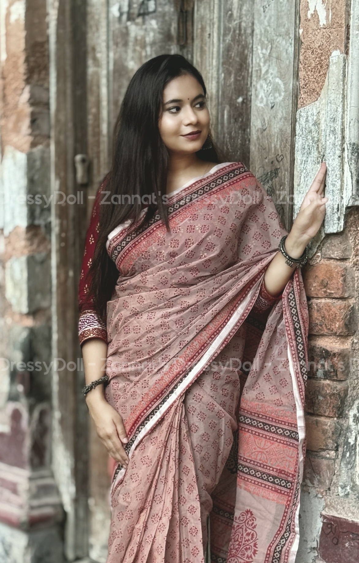 হাফসিল্ক শাড়ি