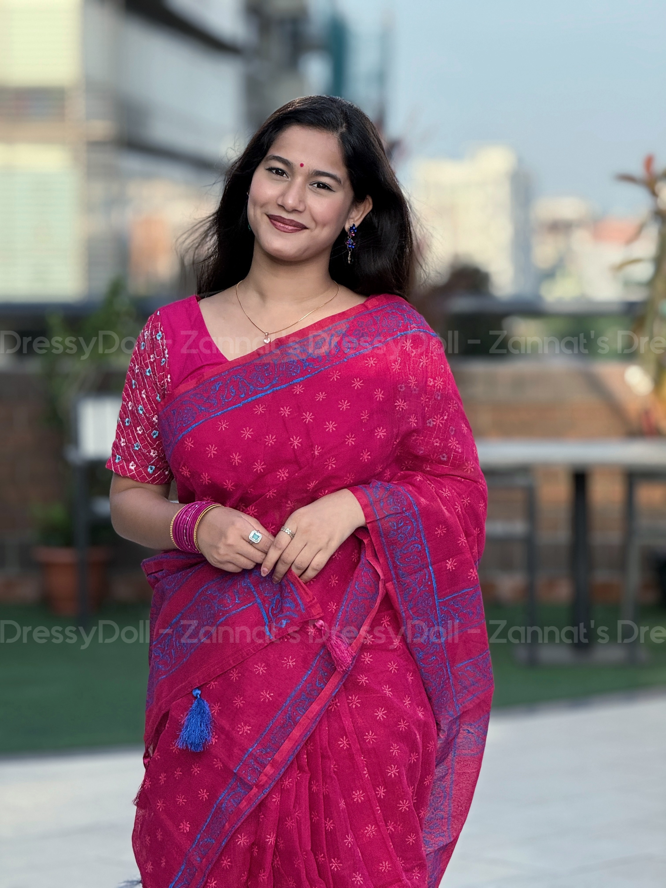 হাফসিল্ক শাড়ি